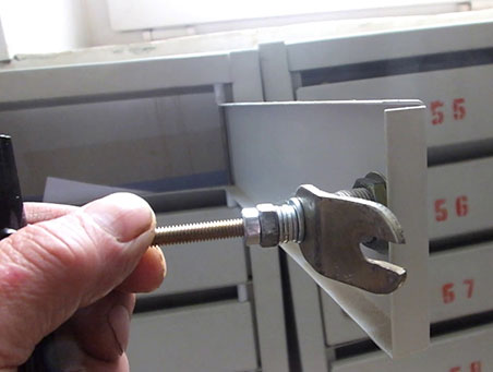 Замена замка в почтовом ящике